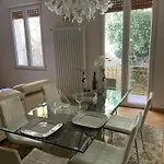 아파트 Luxury Castelletto Appartament 제노바
