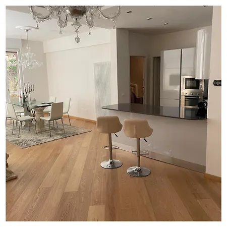 Apartment Luxury Castelletto Appartament