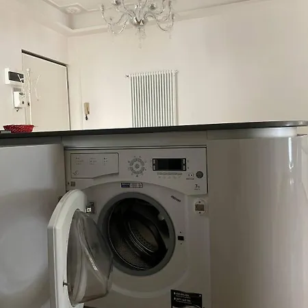 Apartment Luxury Castelletto Appartament Genoa