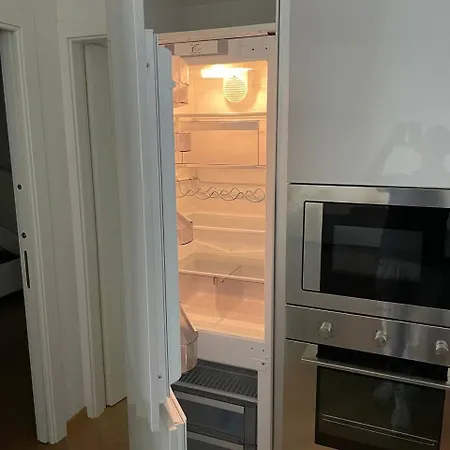 Luxury Castelletto Appartament Генуя