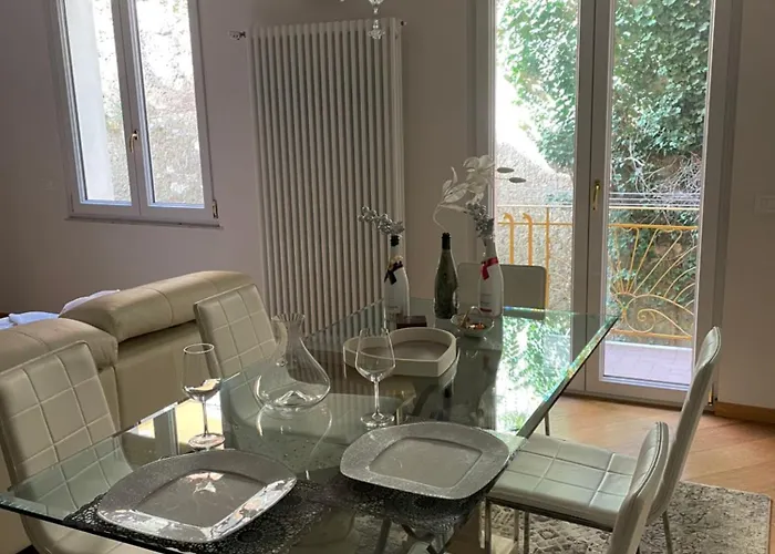Apartament Luxury Castelletto Appartament Genua